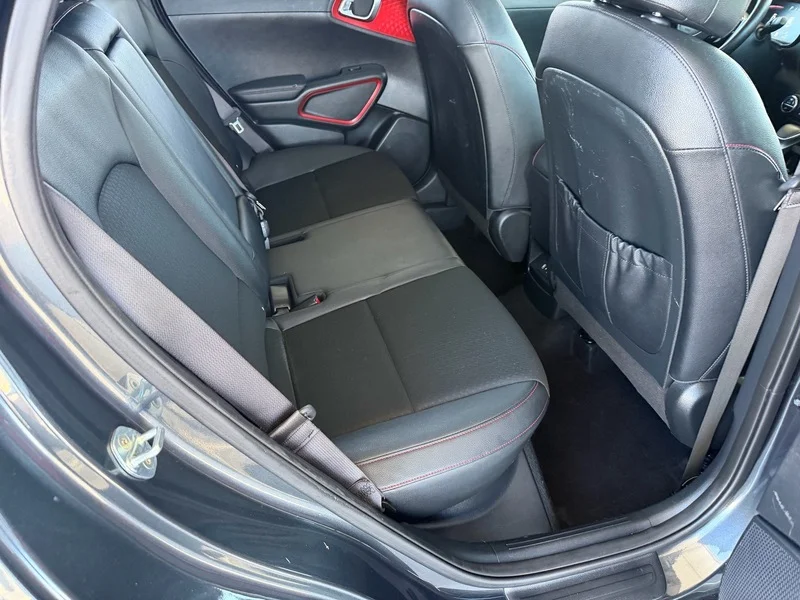 Used 2023 Gravity Gray Kia GT-Line image 22