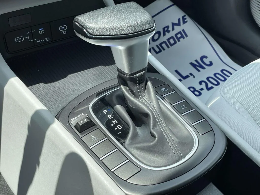 Used 2024 Blue Hyundai SE image 29