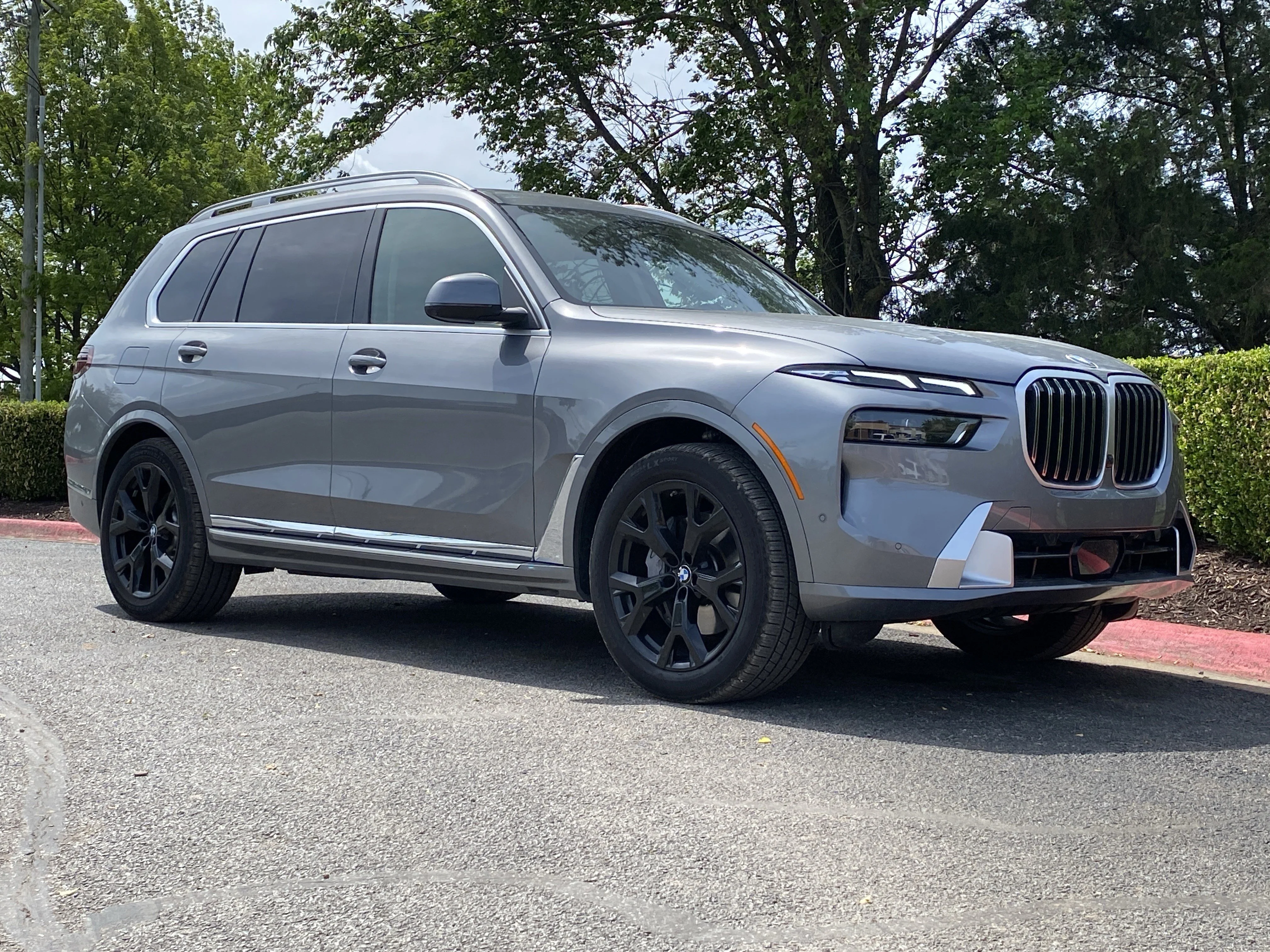 2026 BMW X7 xDrive40i's photo