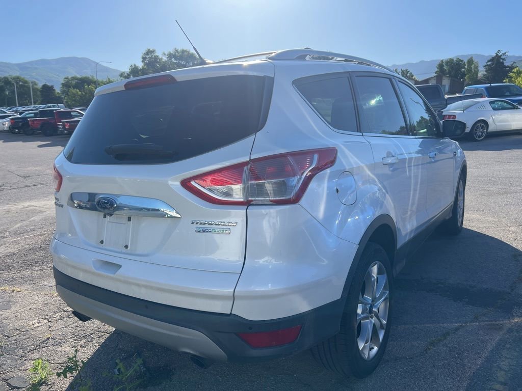 Used 2014  Ford Titanium image 12