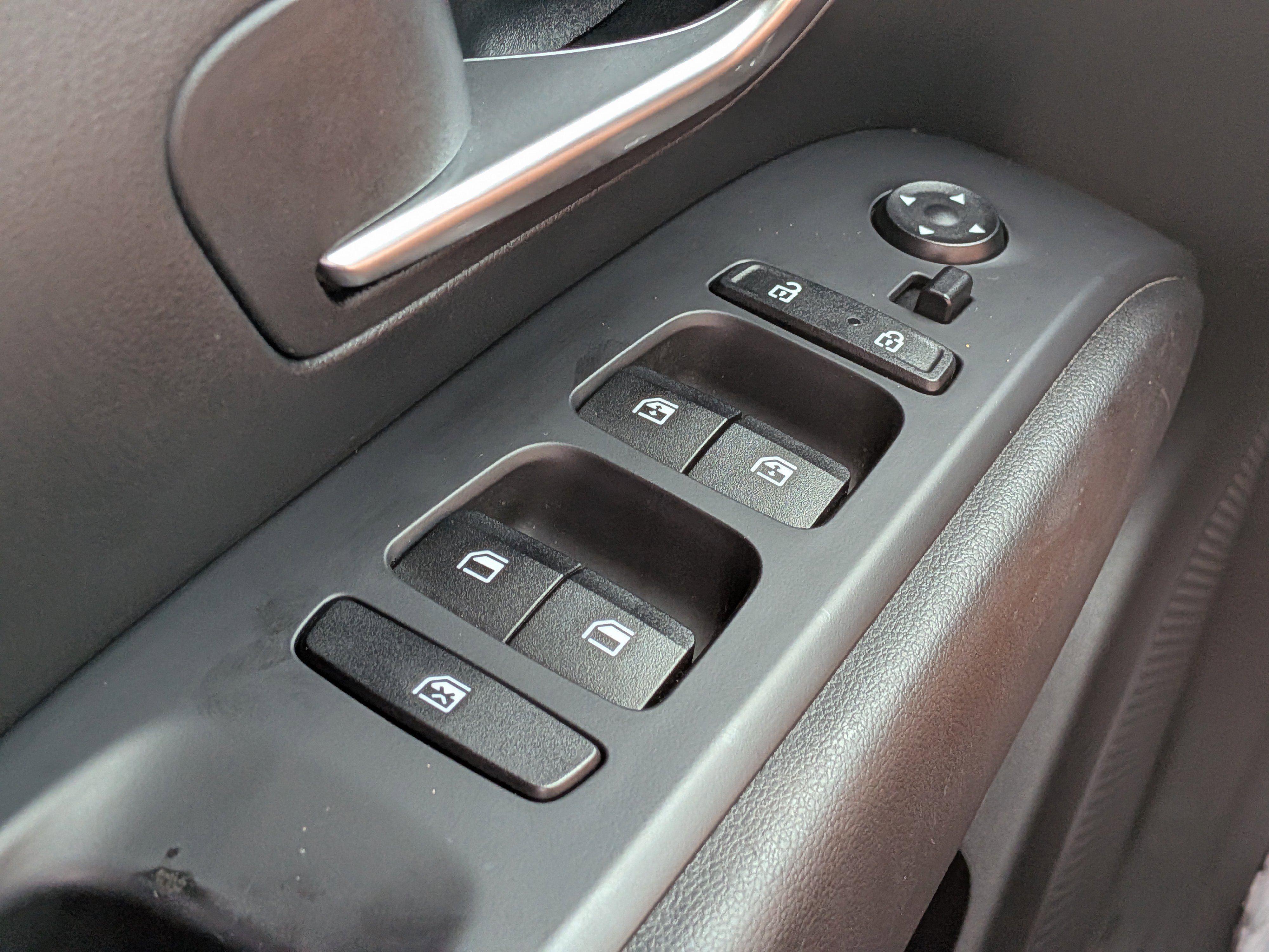 Certified Used 2024 Hampton Gray Hyundai SEL image 22