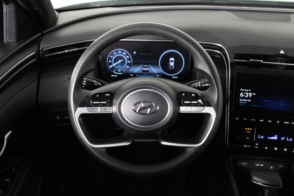 Certified Used 2024 Green Hyundai SEL image 10