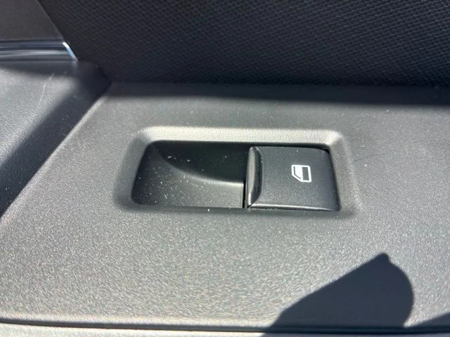 New 2026 Agate Black Metallic Ford XLT image 27