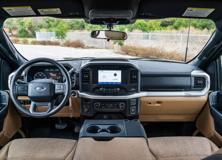 Used 2023 Black Ford XLT image 5