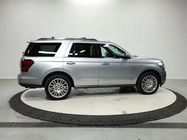 Used 2024 Silver Ford Limited image 9
