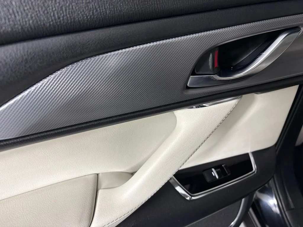 Used 2023 Black Mazda Signature image 38