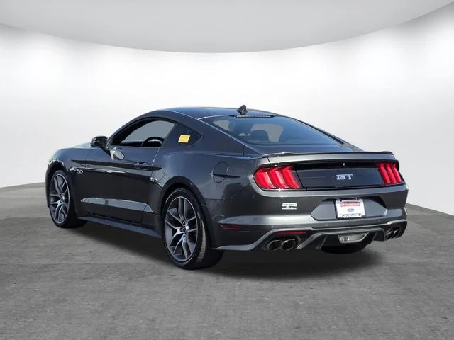 Used 2020 Magnetic Ford GT Premium image 6