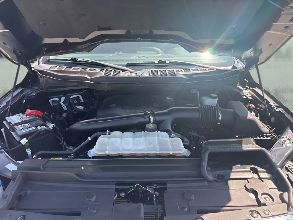 Used 2023 Black Ford XLT image 26