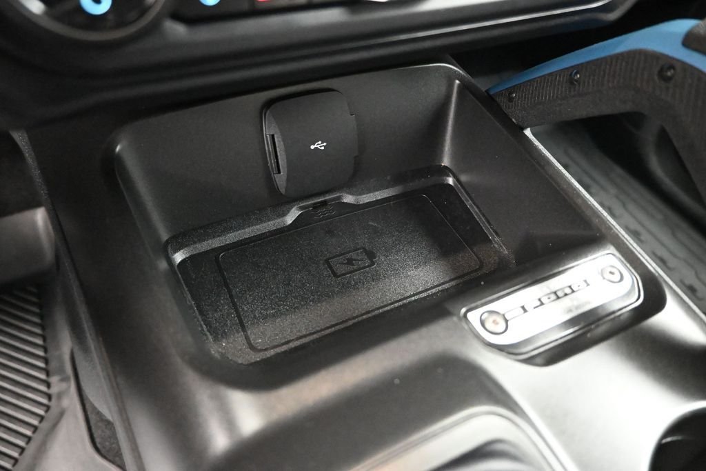 Used 2023 Silver Ford Wildtrak image 18