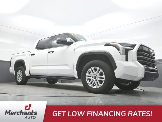 Used 2023 White Toyota SR5 image 28