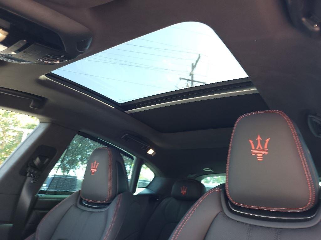 Used 2024 Bianco Maserati Modena Ultima image 8