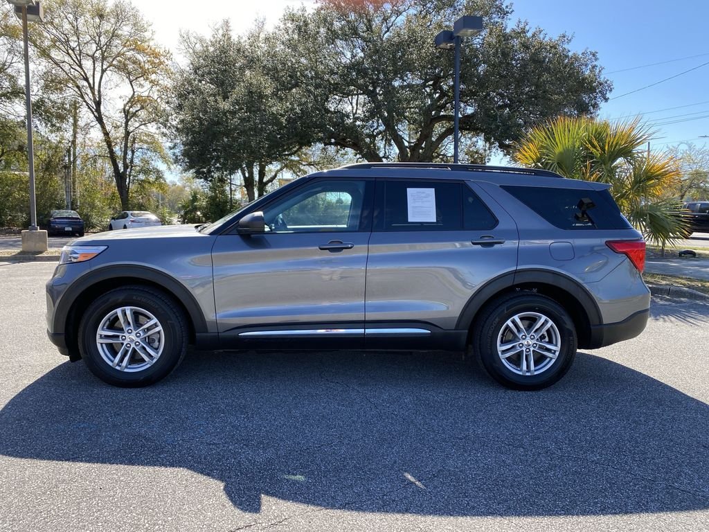 Used 2024 Gray Ford XLT image 9
