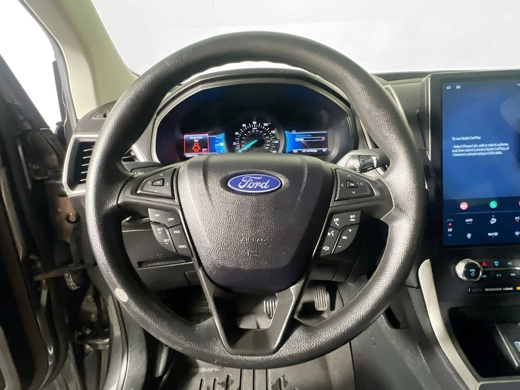 Used 2024 Gray Ford SE image 17
