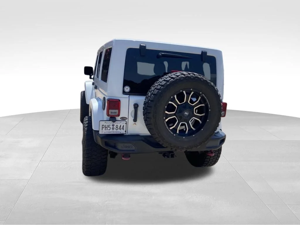 Used 2017 White Jeep Unlimited Rubicon image 19