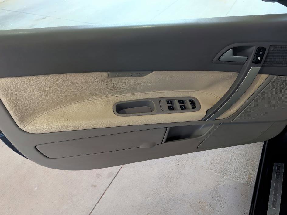 Used 2013 Caspian Blue Metallic Volvo T5 image 16