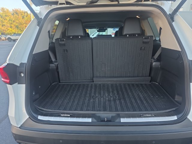 Certified Used 2024 Pearl Toyota Limited image 22