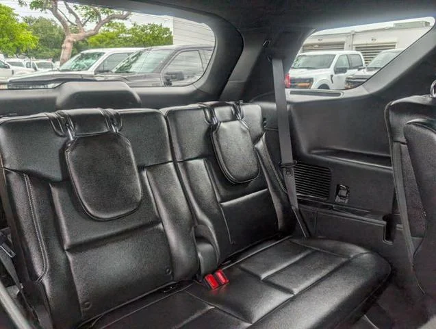 Used 2020 Agate Black Metallic Ford ST image 35