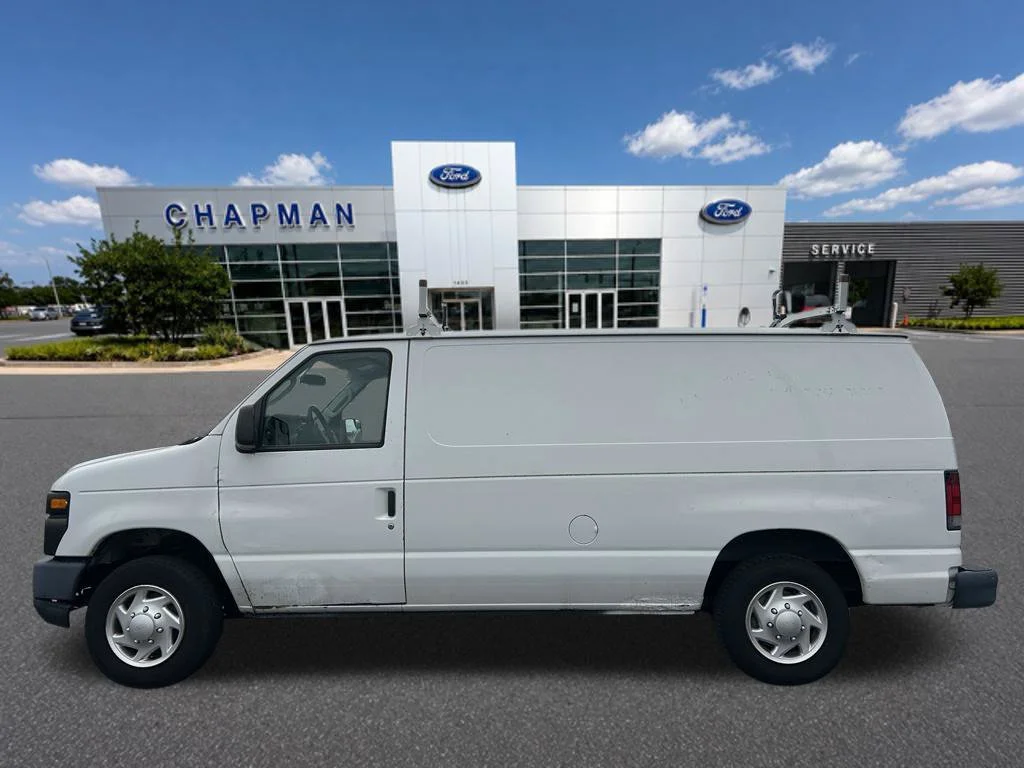Used 2013 Oxford White Ford Commercial image 3