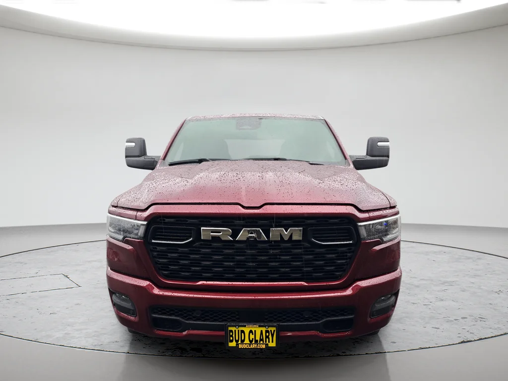 New 2025 Delmonico Red Pearl-Coat Exterior Paint RAM Big Horn/Lone Star image 8