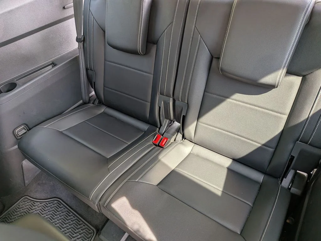 Used 2022  Volkswagen 2.0T SEL image 31