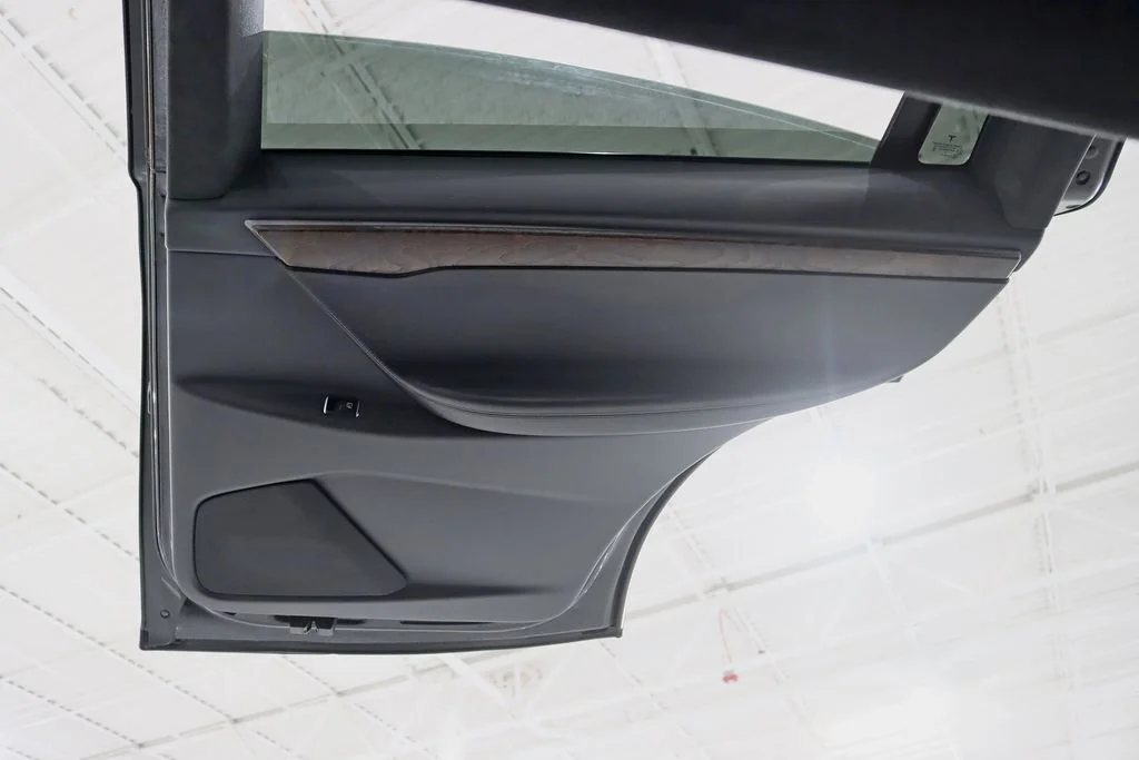 Used 2020 Black Tesla Long Range image 35