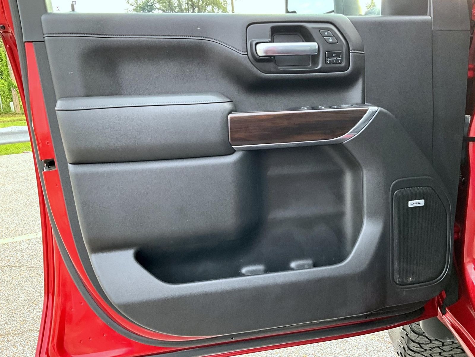 Used 2023 Red GMC SLT image 11