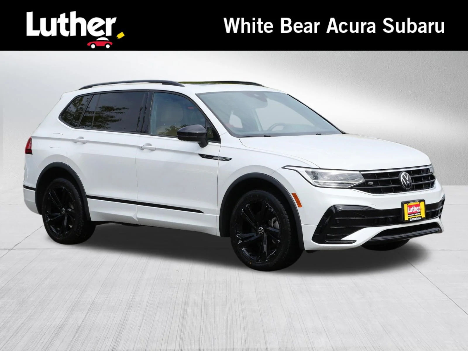 2023 Volkswagen Tiguan SE R-LINE BLACK