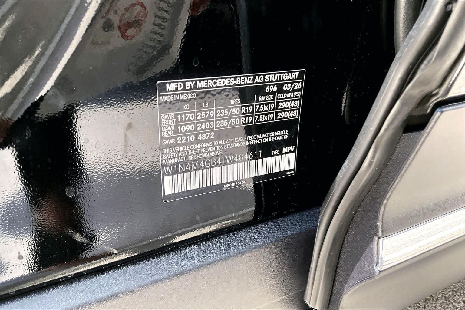 New 2026 Night Black Mercedes-Benz GLB 250 image 22