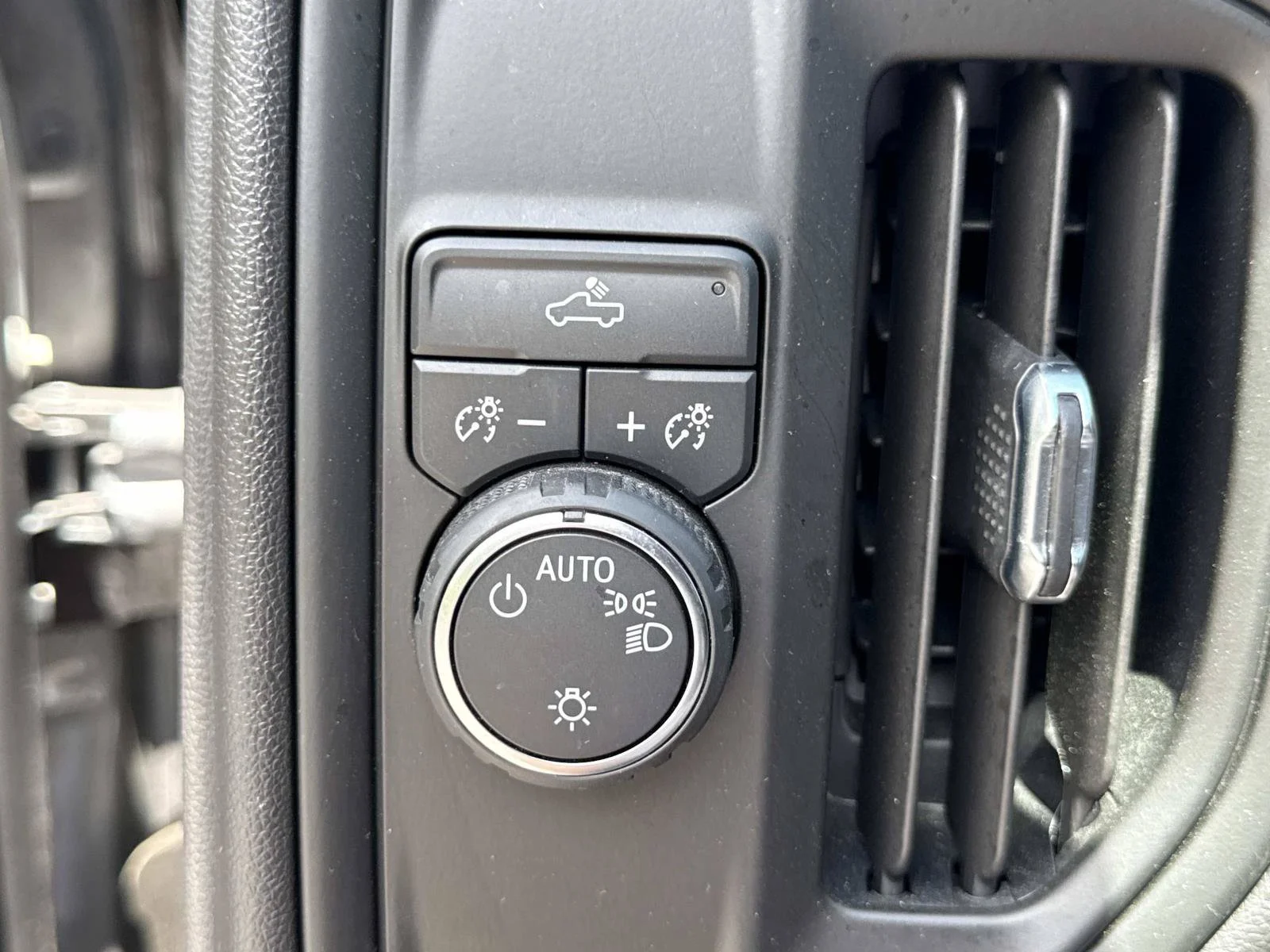 Used 2023 Sterling Gray Metallic Chevrolet Custom image 25