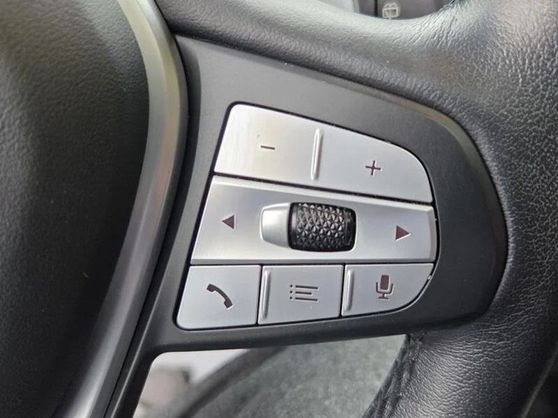Used 2022 Alpine White BMW xDrive30i image 25