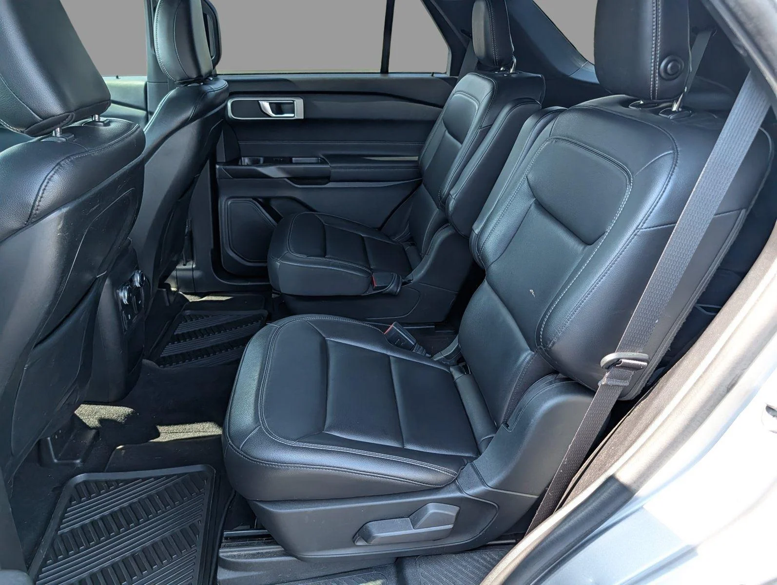 Used 2020 Iconic Silver Ford XLT image 30