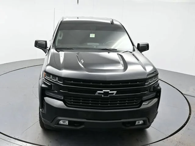 Used 2022 Mosaic Black Metallic Chevrolet RST image 31