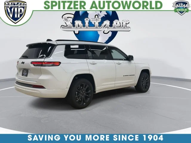 New 2026 Bright White Clear-Coat Exterior Paint Jeep Limited Reserve image 9