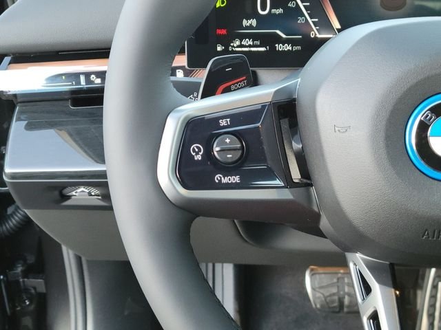 Used 2026 Gray BMW 550e xDrive image 24