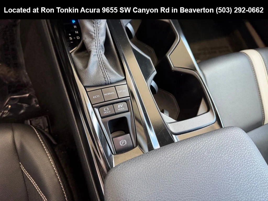 Used 2025 Heavy Metal/Midnight Black Metallic Toyota SE image 26