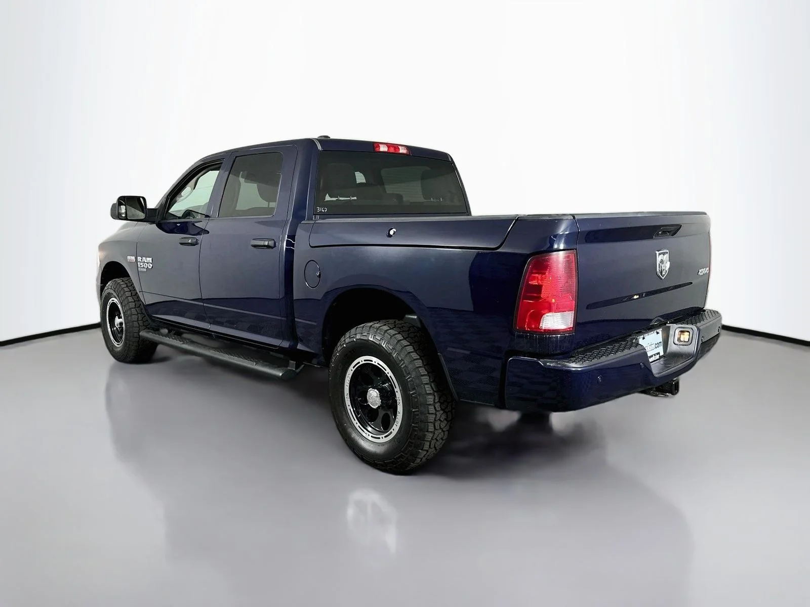 Used 2019 True Blue Pearlcoat Ram Tradesman image 5