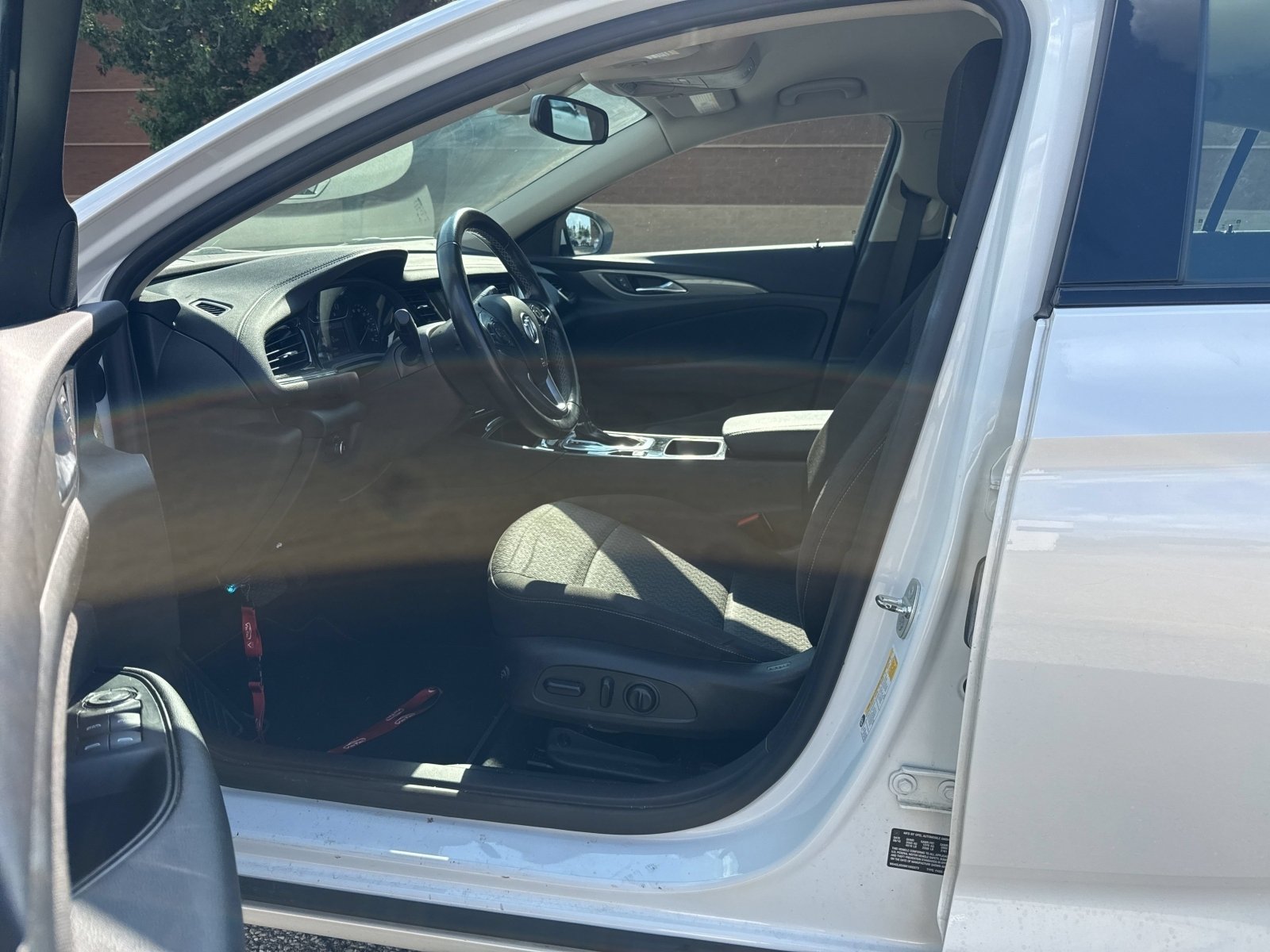 Used 2019 White Frost Tricoat Buick Preferred image 4