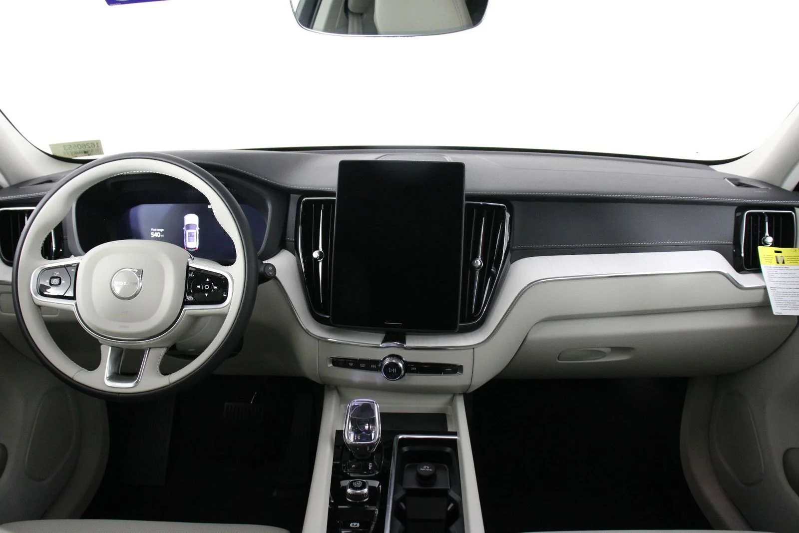 New 2026 White Volvo B5 Ultra image 5