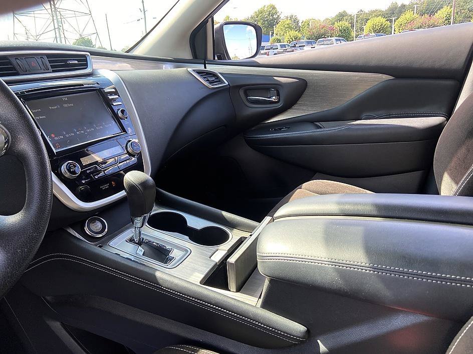 Used 2016 Gun Metallic Nissan S image 19