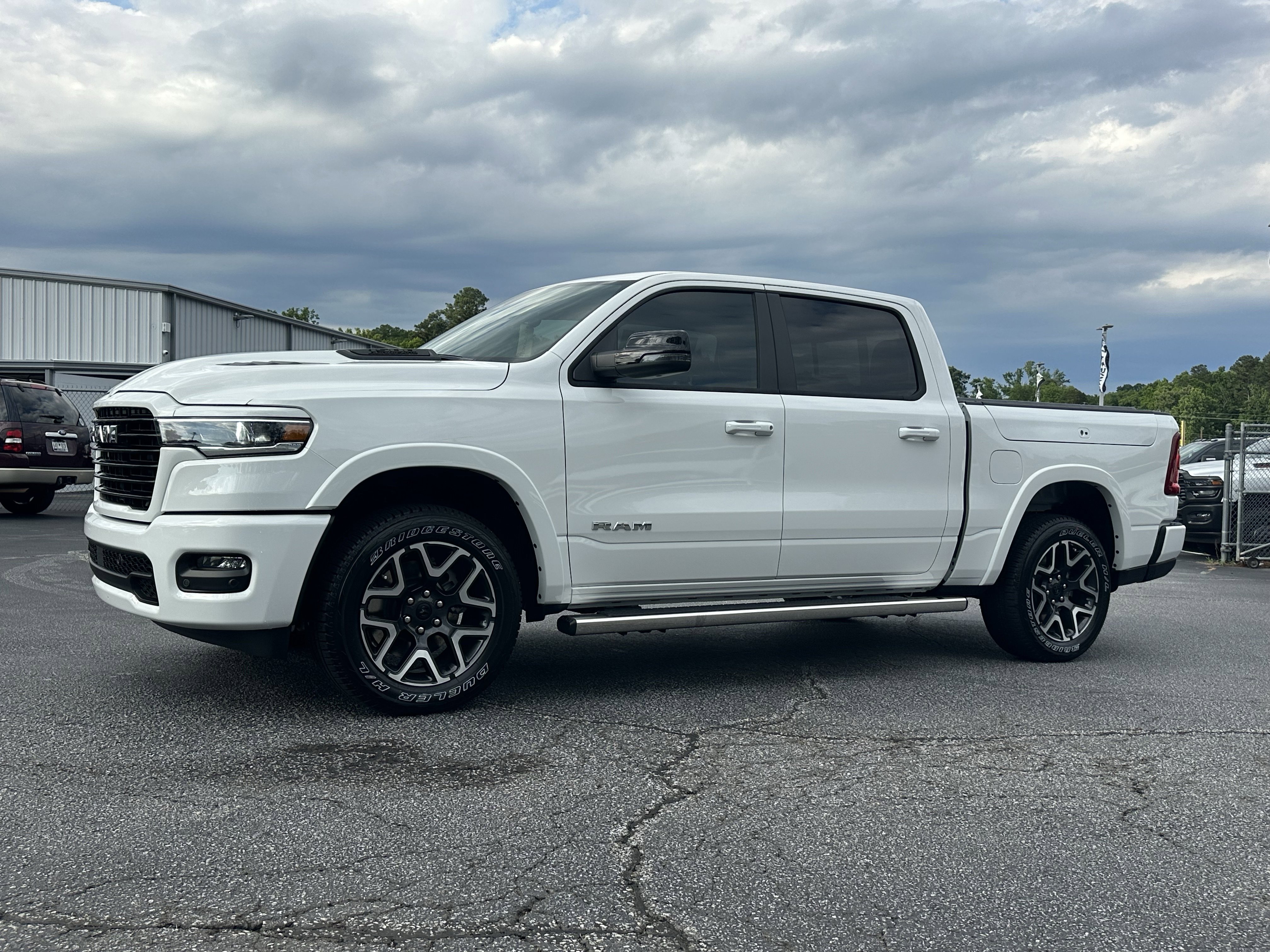 New 2026 Bright White Clear-Coat Exterior Paint RAM Laramie image 4