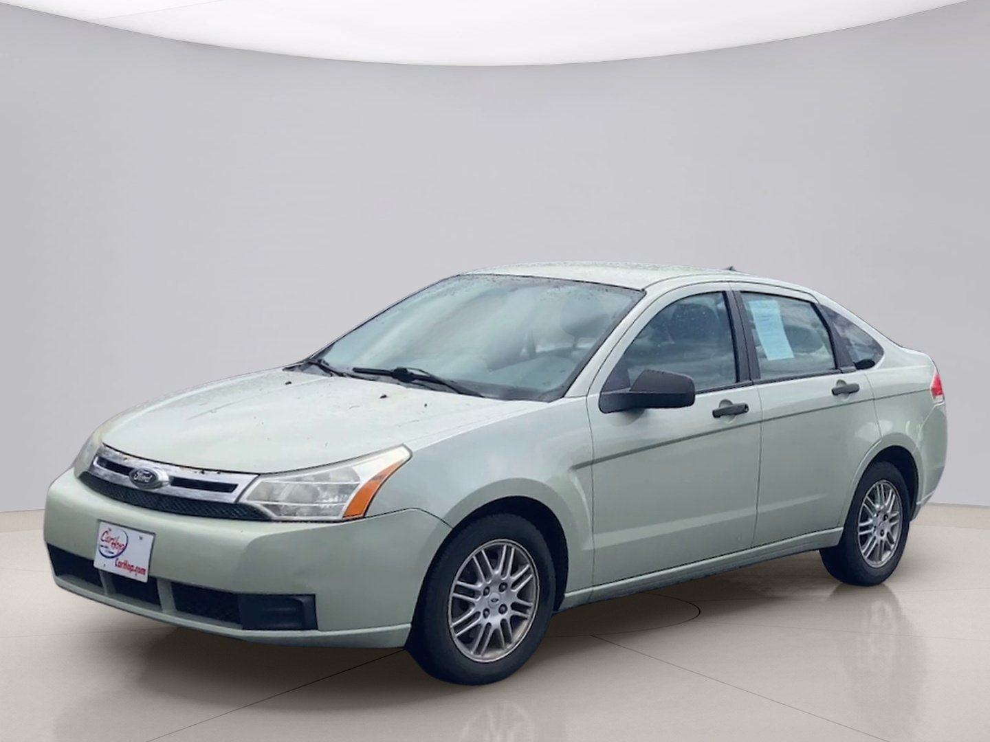 2010 Ford Focus SE's photo