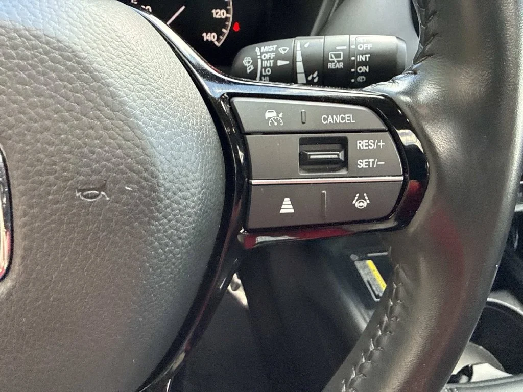 Used 2025  Honda EX-L image 36
