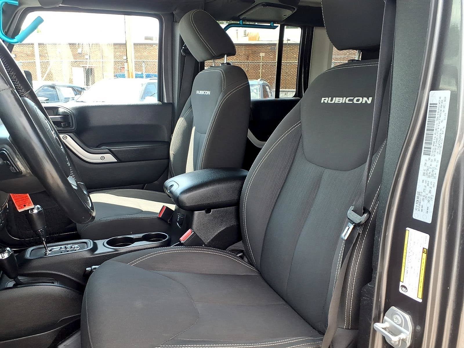 Used 2017 Granite Crystal Metallic Clearcoat Jeep Rubicon image 12
