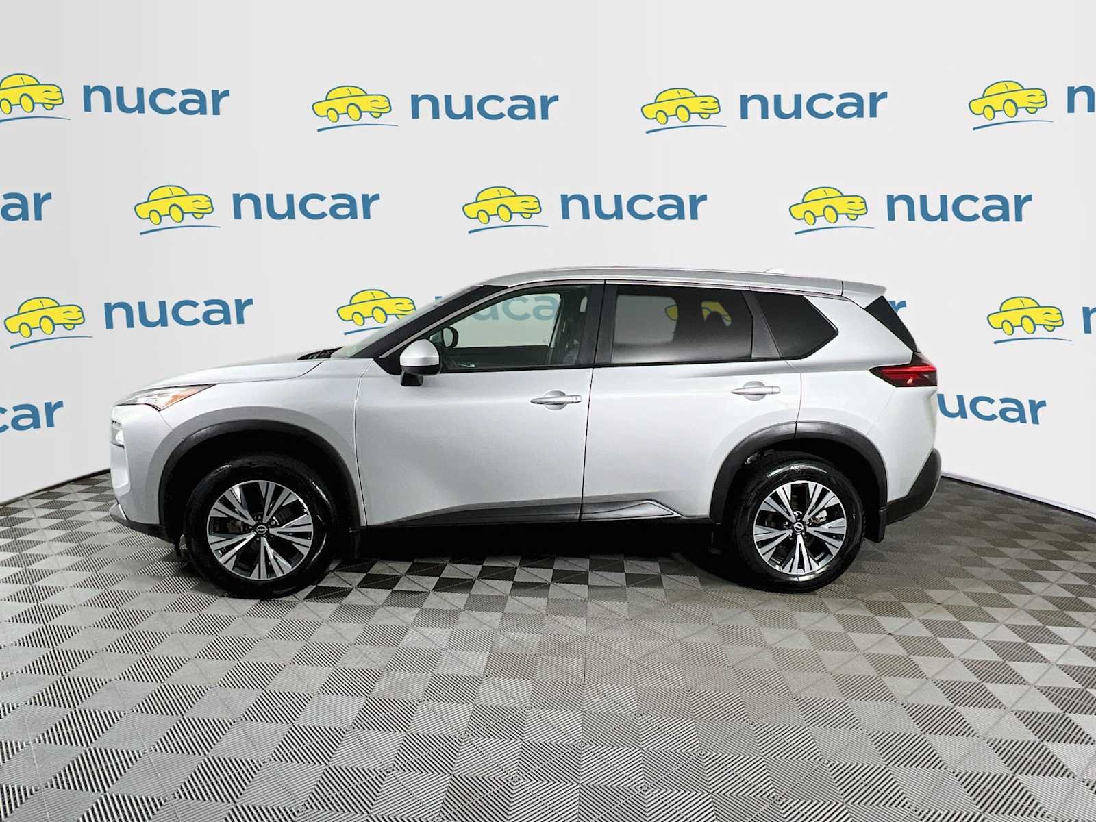 Used 2023 Brilliant Silver Metallic Nissan SV image 4