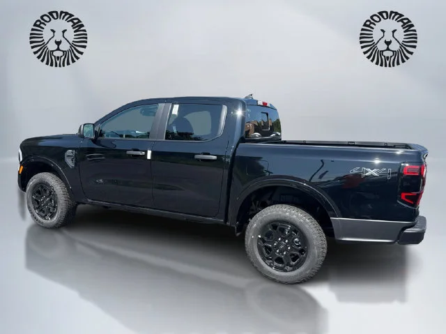 New 2026 Shadow Black Ford XLT image 9