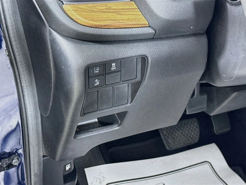 Used 2018 Obsidian Blue Pearl Honda EX image 17