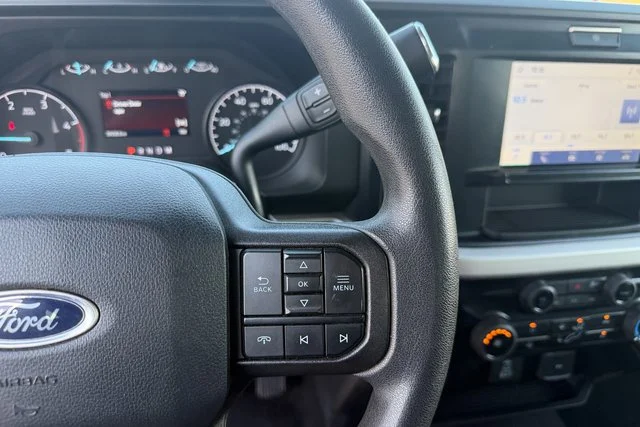 Used 2025 Gray Ford XLT image 21