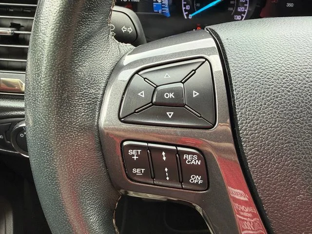 Used 2019 White Ford Lariat image 6