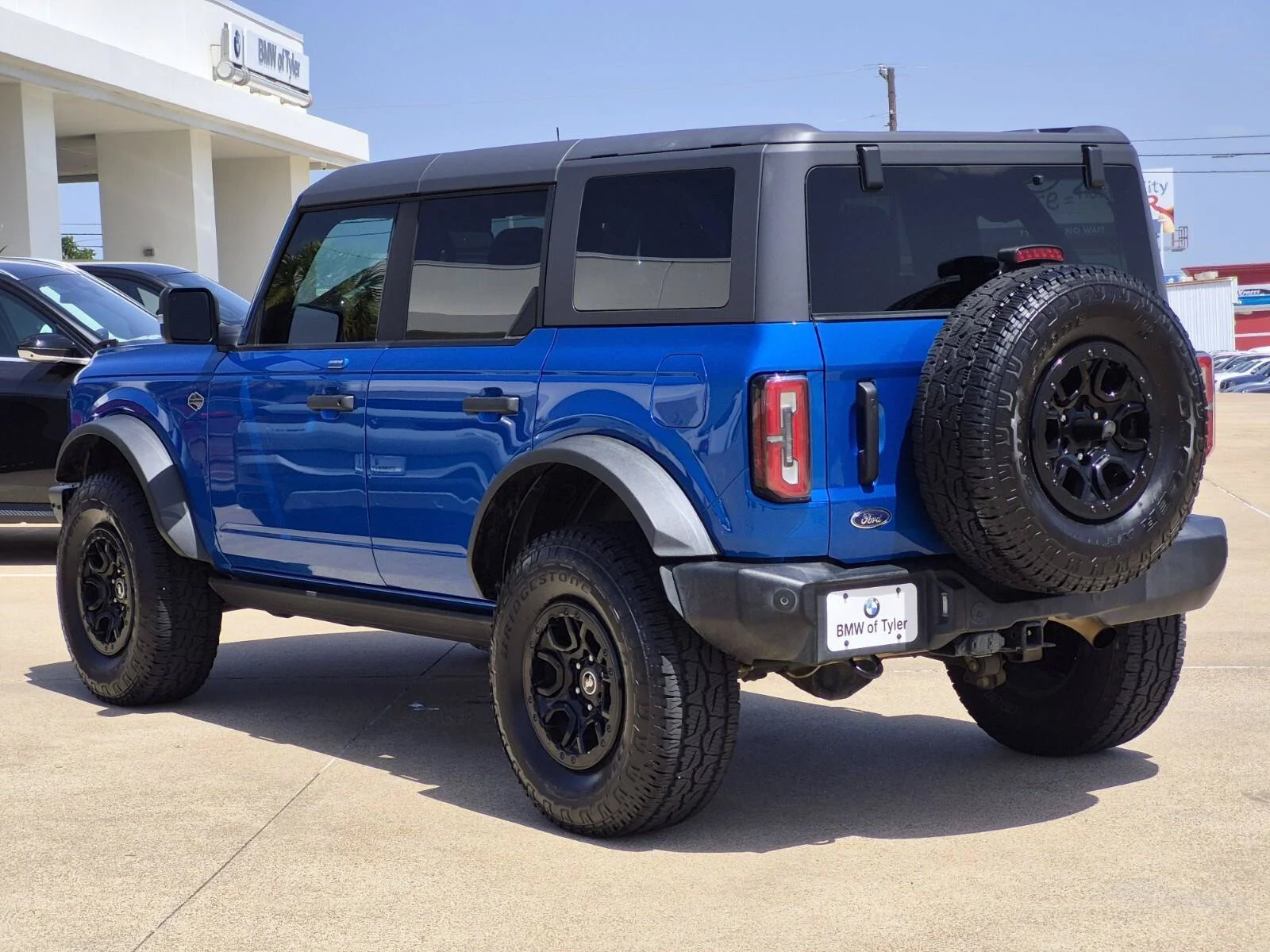 Used 2022 Velocity Blue Metallic Ford Wildtrak image 4
