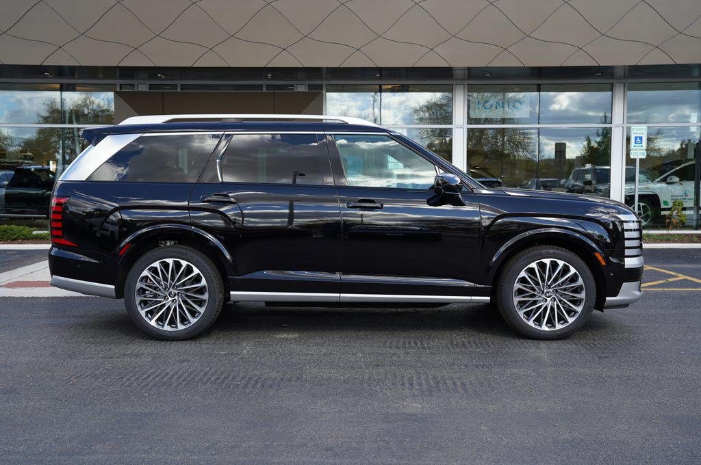 New 2026 Abyss Black Pearl Hyundai Calligraphy image 3